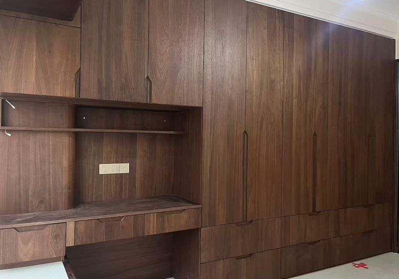Wood Veneer Wardrobe' />