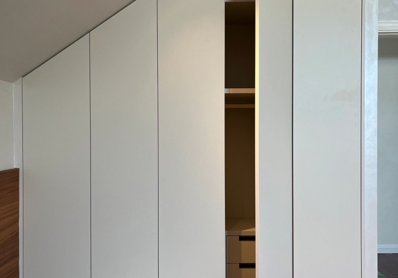 Black & White Minimalist Floating Wardrobe' />