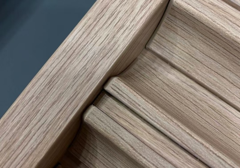 Craftsmanship Details' />