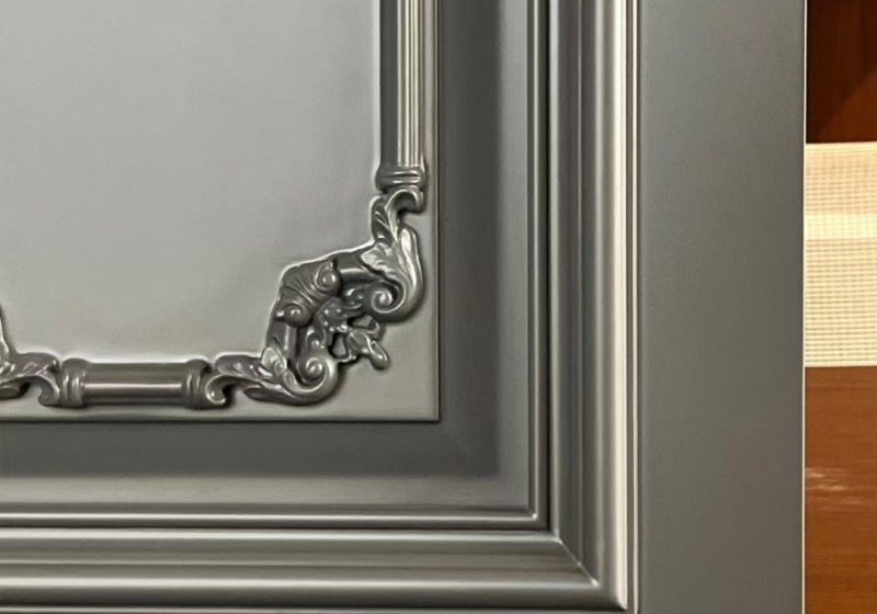 Craftsmanship Details' />